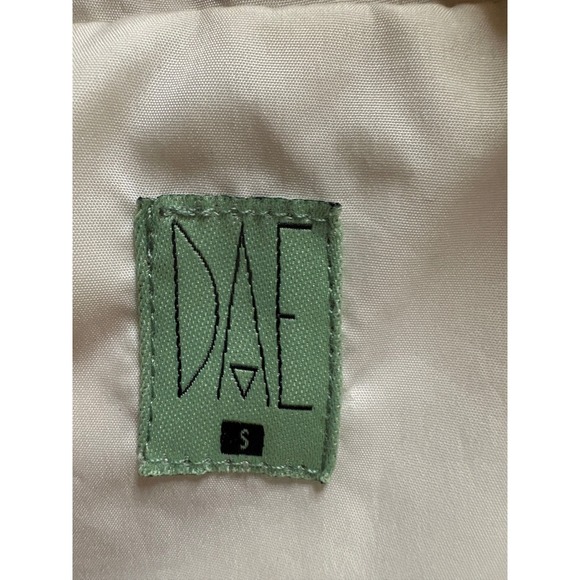 DAE Womens Colorblock Windbreaker Jacket Sage Green Cream Full Zip Hooded Small - Picture 3 of 6